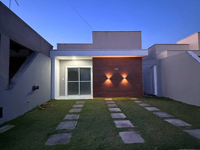 #4640 - Casa para Venda em Feira de Santana - BA - 2