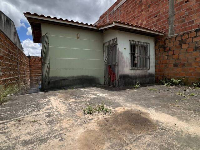 #4644 - Casa para Venda em Feira de Santana - BA - 2