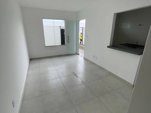 #4646 - Casa para Venda em Feira de Santana - BA - 2