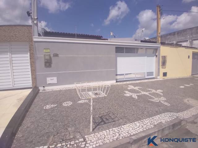 #4669 - Casa para Venda em Feira de Santana - BA - 2