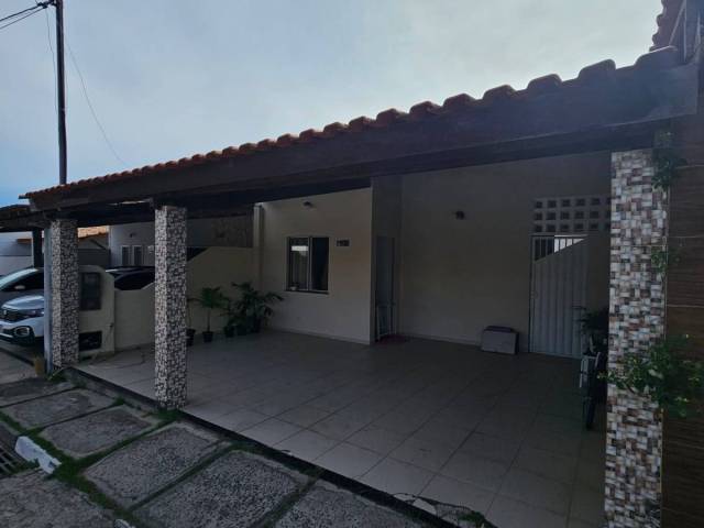 #4692 - Casa em condomínio para Venda em Feira de Santana - BA