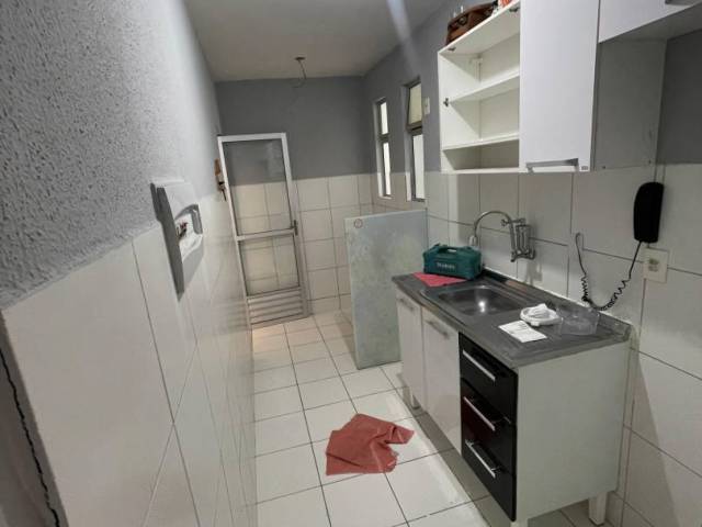 Apartamento para Venda em Feira de Santana - 4