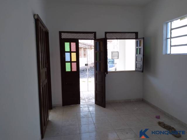 #4714 - Casa para Venda em Feira de Santana - BA - 3