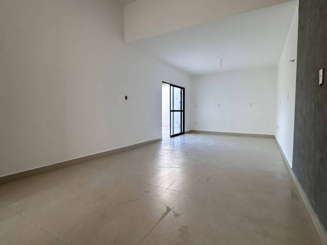 #4735 - Casa para Venda em Feira de Santana - BA