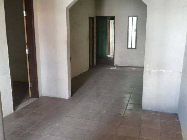 Casa para Venda em Feira de Santana - 5