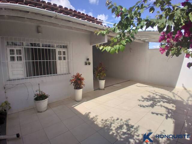 Casa para Venda em Feira de Santana - 5
