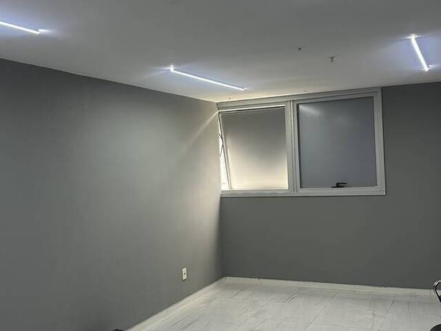 Sala Comercial para Venda em Feira de Santana - 4