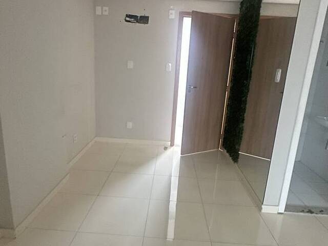 #4783 - Sala Comercial para Venda em Feira de Santana - BA - 2