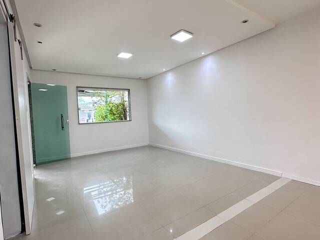 #4788 - Casa em condomínio para Venda em Feira de Santana - BA