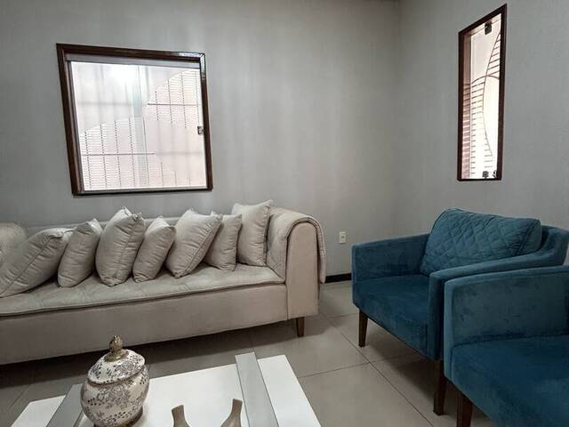 Casa para Venda em Feira de Santana - 5