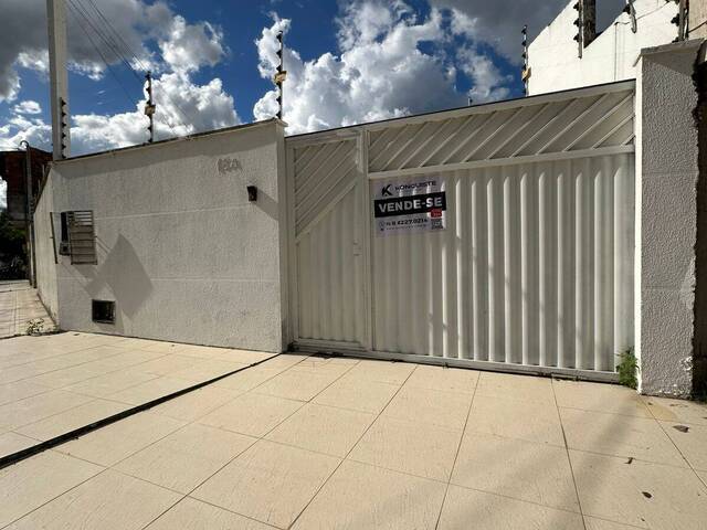 #4855 - Casa para Venda em Feira de Santana - BA