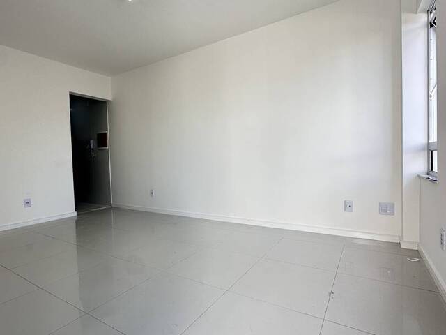 #4851 - Casa em condomínio para Venda em Feira de Santana - BA - 3