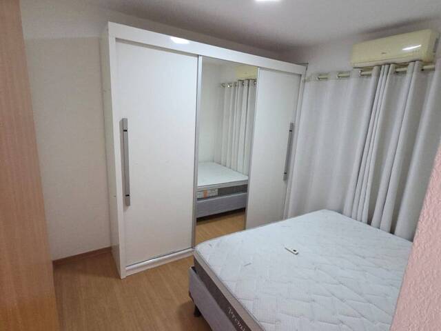 Apartamento para Venda em Feira de Santana - 4