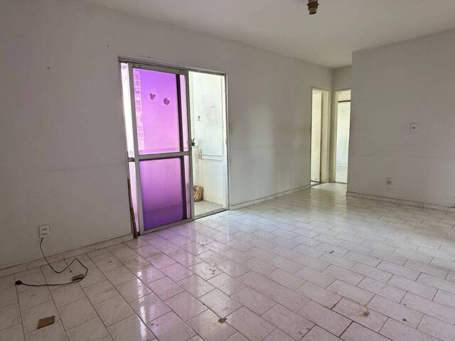 Apartamento para Venda em Feira de Santana - 5