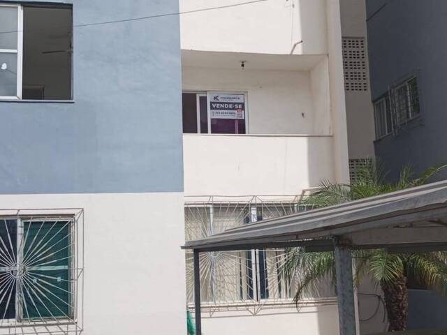 #4880 - Apartamento para Venda em Feira de Santana - BA