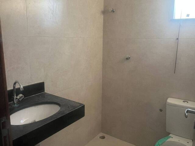 #4883 - Casa para Venda em Feira de Santana - BA