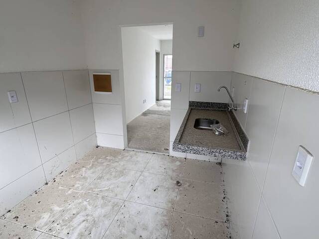 #4896 - Casa em condomínio para Venda em Feira de Santana - BA