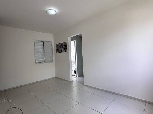 #4901 - Casa em condomínio para Locação em Feira de Santana - BA - 2