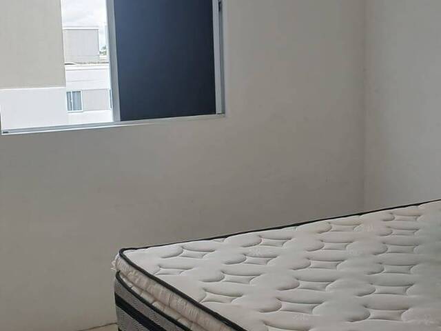 #4909 - Casa em condomínio para Locação em Feira de Santana - BA