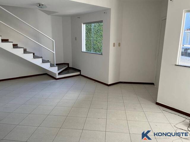 Casa em condomínio para Venda em Feira de Santana - 2