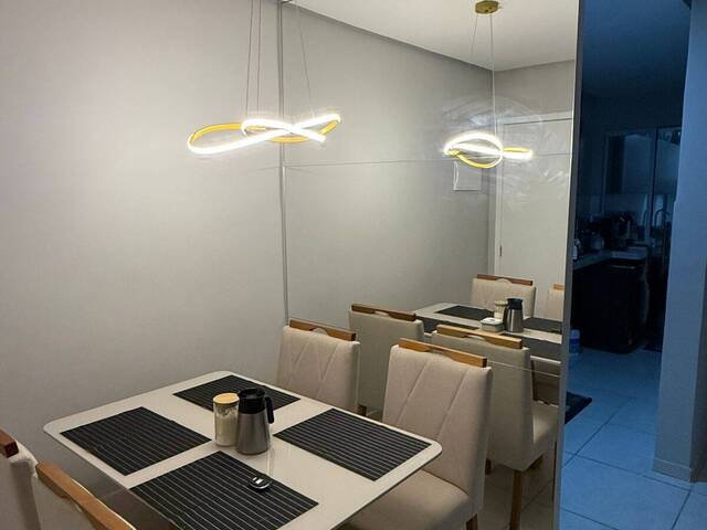 Apartamento para Venda em Feira de Santana - 2