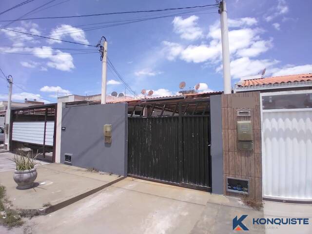 #4940 - Casa para Venda em Feira de Santana - BA