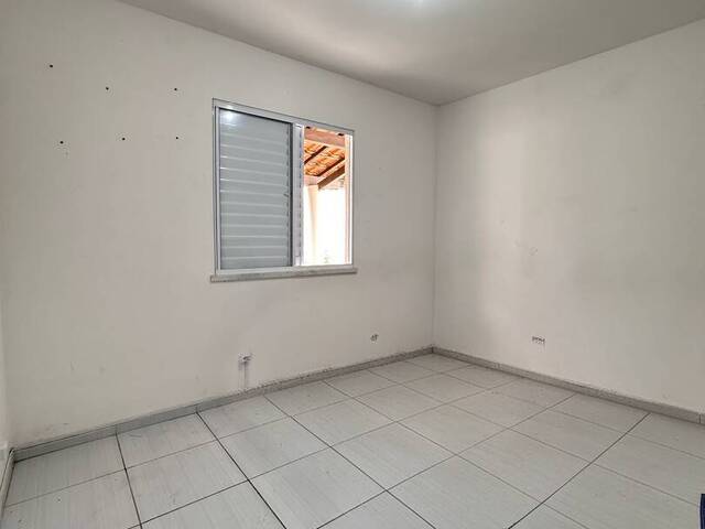 Casa em condomínio para Venda em Feira de Santana - 3