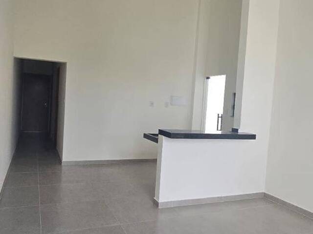 Casa para Venda em Feira de Santana - 5