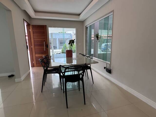 Casa em condomínio para Venda em Feira de Santana - 3