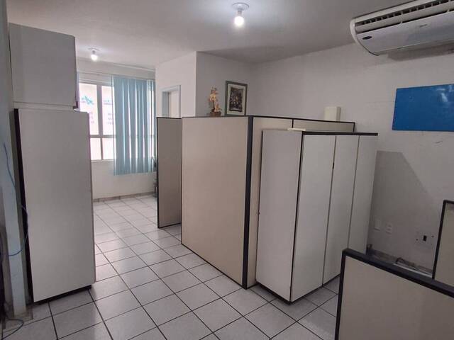 Sala Comercial para Venda em Feira de Santana - 5