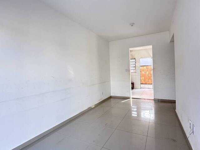 Casa em condomínio para Venda em Feira de Santana - 3