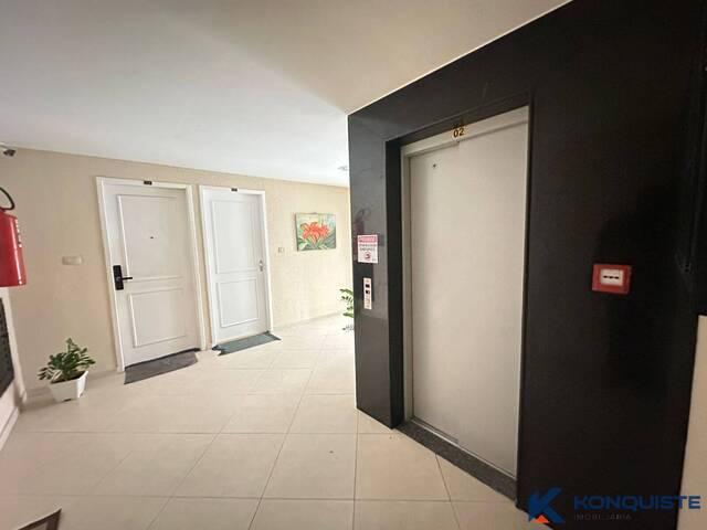 Apartamento para Venda em Feira de Santana - 2