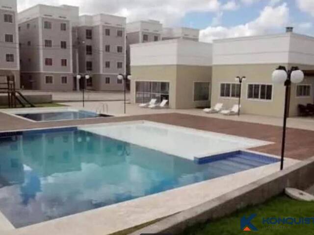 Apartamento para Venda em Feira de Santana - 4