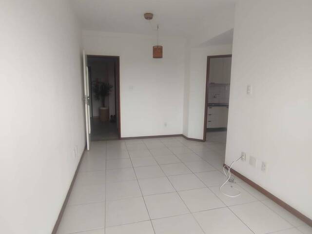Apartamento para Venda em Feira de Santana - 2