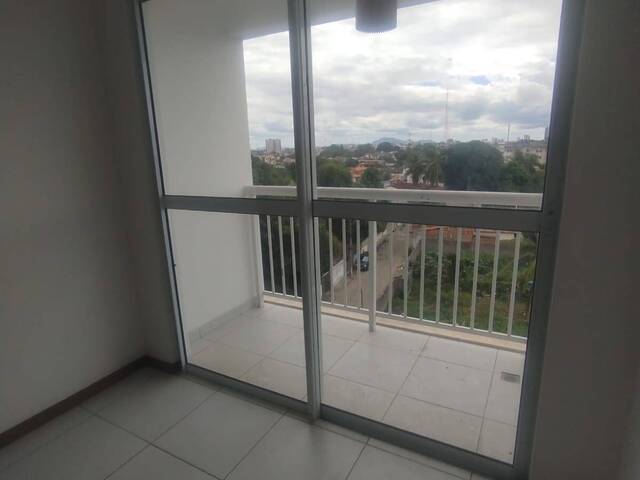 Apartamento para Venda em Feira de Santana - 5