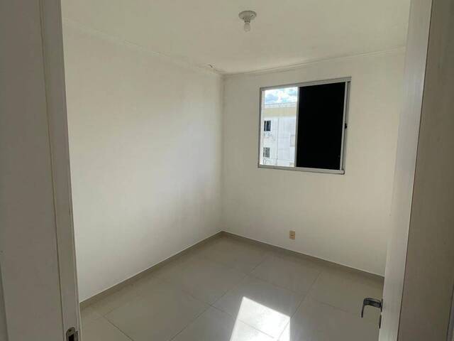 Apartamento para Venda em Feira de Santana - 5