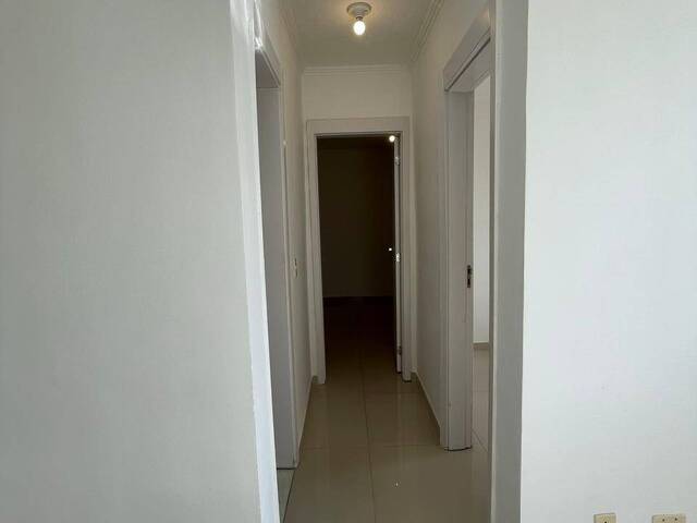 Apartamento para Venda em Feira de Santana - 3