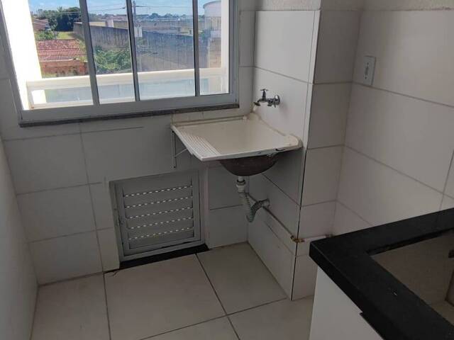 Apartamento para Venda em Feira de Santana - 4