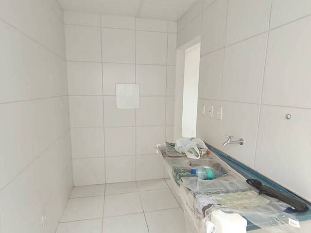 Casa em condomínio para Venda em Feira de Santana - 2
