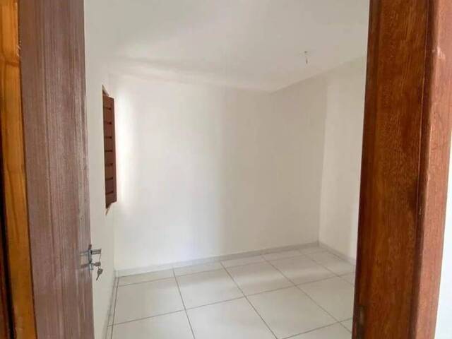 Apartamento para Locação em Feira de Santana - 5