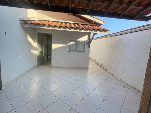 Casa em condomínio para Venda em Feira de Santana - 2