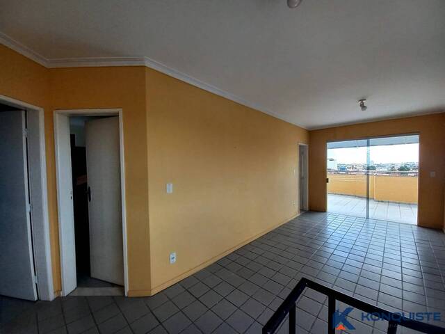 Apartamento para Venda em Feira de Santana - 5