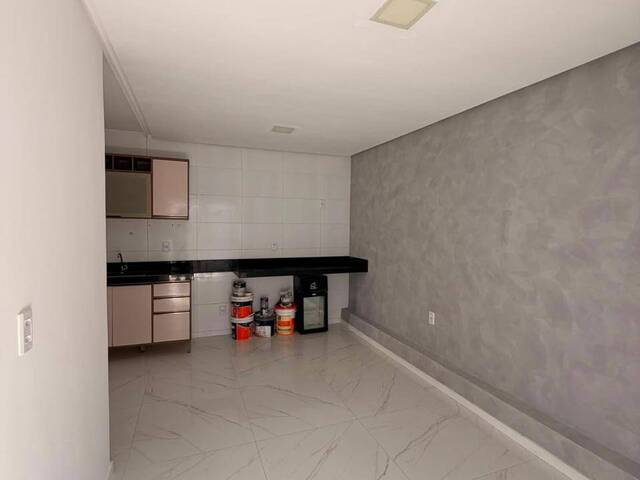 Casa em condomínio para Venda em Feira de Santana - 4