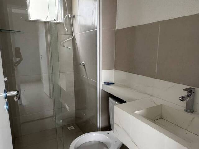 Apartamento para Locação em Feira de Santana - 5