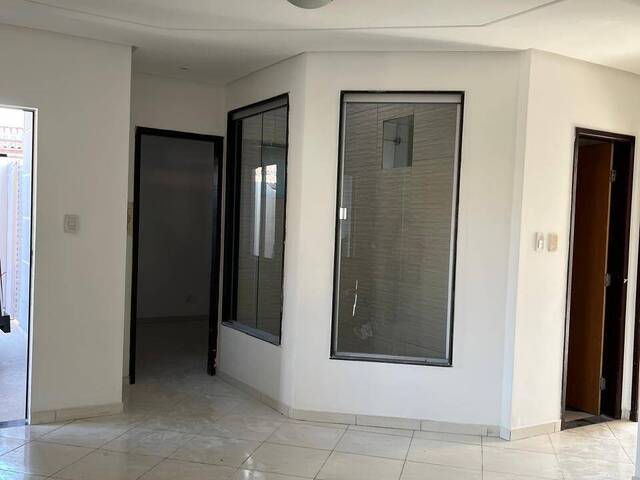Casa para Locação em Feira de Santana - 3