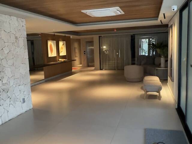Casa para Venda em Feira de Santana - 2
