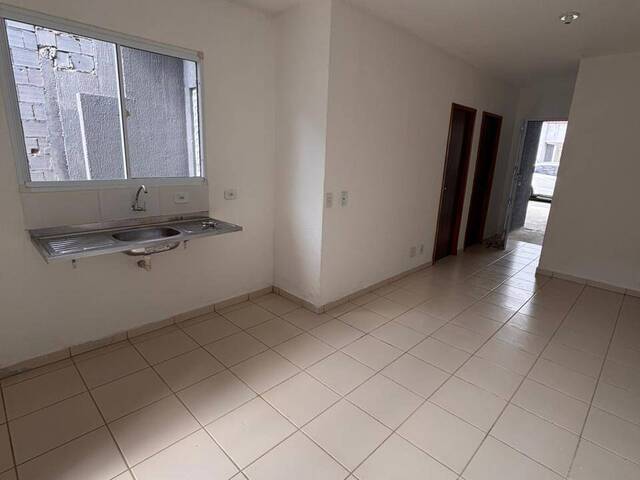 Casa em condomínio para Venda em Feira de Santana - 4
