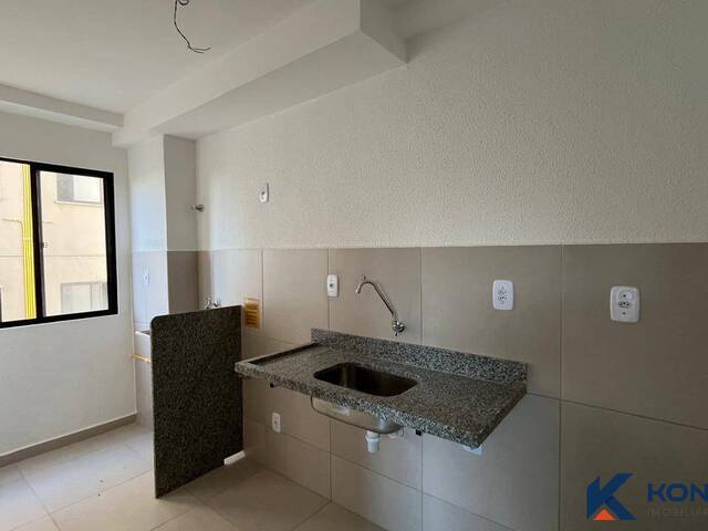 Apartamento para Venda em Feira de Santana - 5