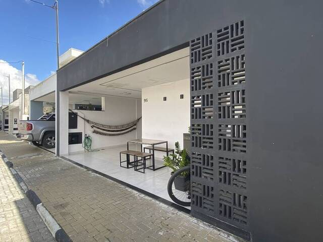Casa em condomínio para Venda em Feira de Santana - 4