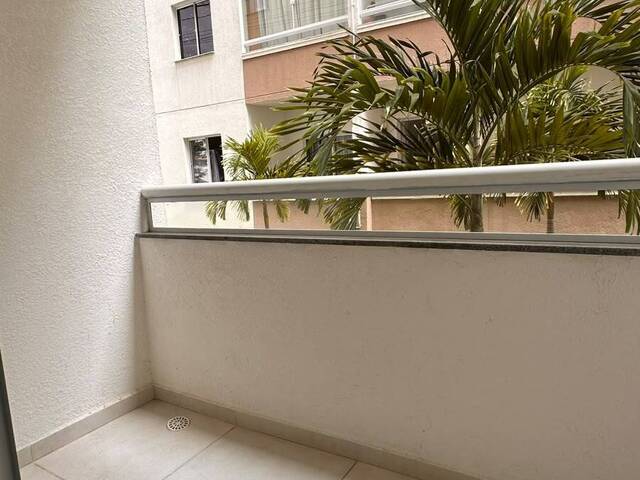 Apartamento para Venda em Feira de Santana - 3